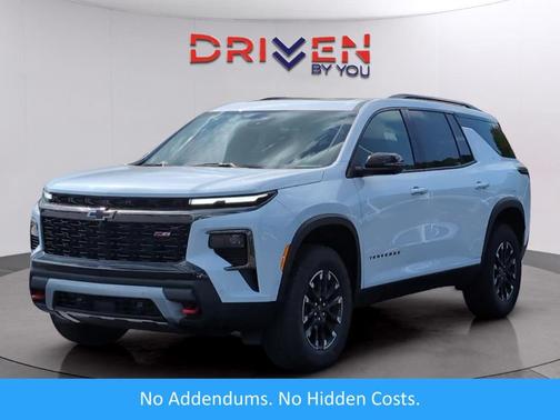 Polar White 2026 Chevrolet Traverse Z71