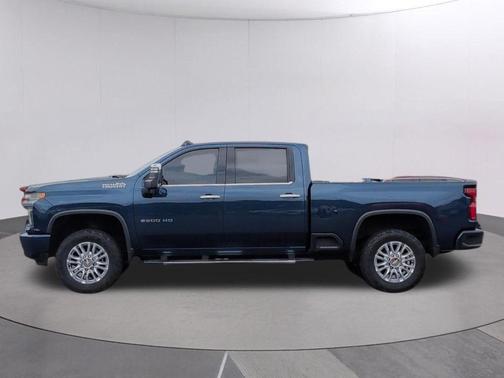 Northsky Blue Metallic 2022 Chevrolet Silverado 2500 High Country