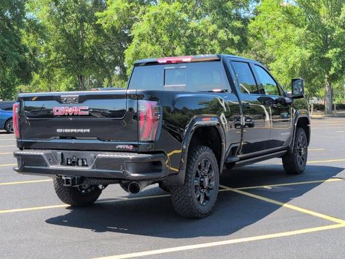 Onyx Black 2026 GMC Sierra 2500 AT4