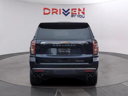 Midnight Blue Metallic 2024 Chevrolet Suburban Premier