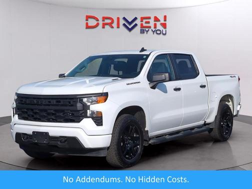 Summit White 2025 Chevrolet Silverado 1500 Custom