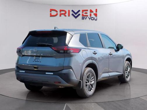 Gun Metallic 2023 Nissan Rogue S