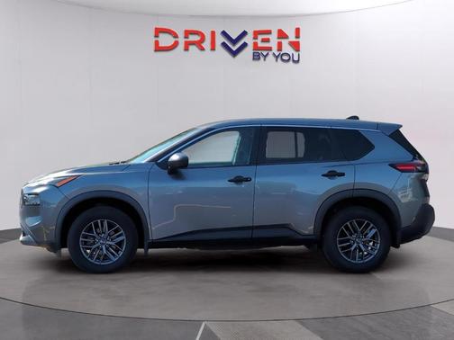 Gun Metallic 2023 Nissan Rogue S