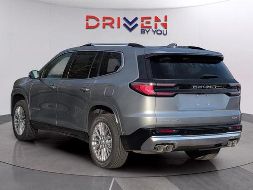 2026 GMC Acadia FWD Denali