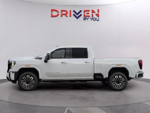 Glacier White 2026 GMC Sierra 3500 Denali Ultimate