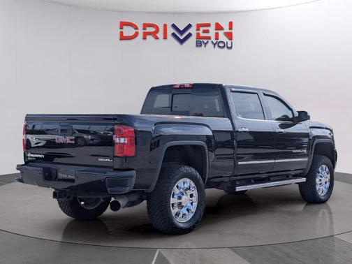 2015 GMC Sierra 2500 Denali