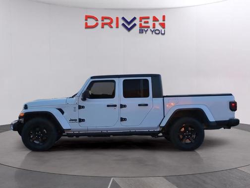2021 Jeep Gladiator Sport