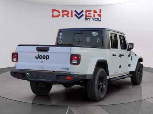 2021 Jeep Gladiator Sport
