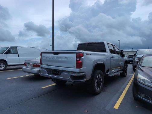 Silver Ice Metallic 2020 Chevrolet Silverado 2500 LT