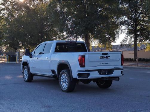 2023 GMC Sierra 2500 Denali