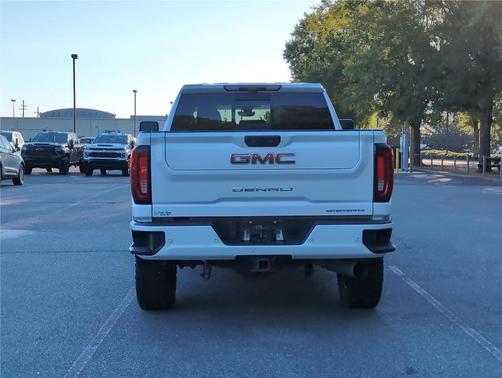 2023 GMC Sierra 2500 Denali