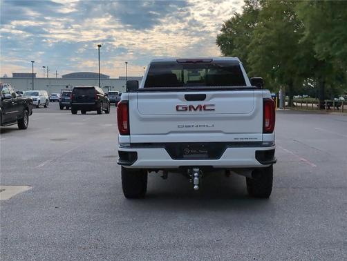 2022 GMC Sierra 2500 Denali