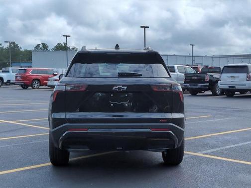 Mosaic Black Metallic 2026 Chevrolet Equinox RS