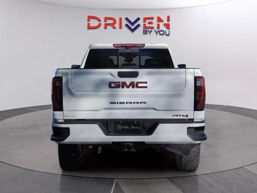 2026 GMC Sierra 2500 AT4