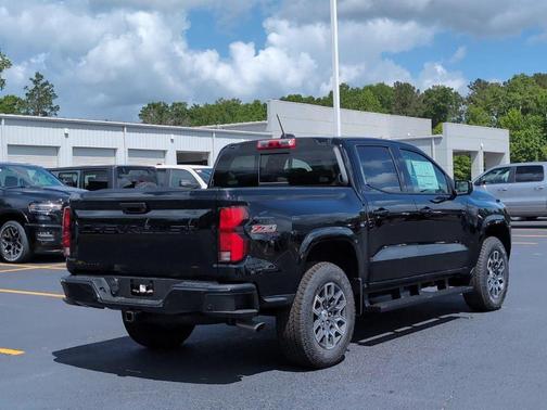 Black 2026 Chevrolet Colorado Z71