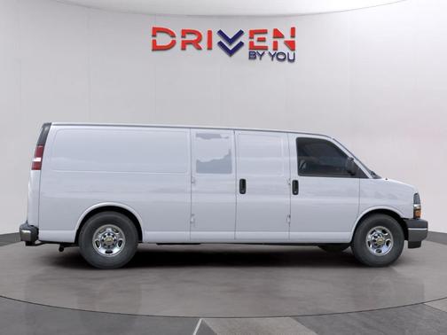 Summit White 2026 Chevrolet Express 2500 Work Van