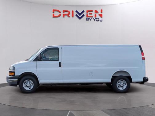 Summit White 2026 Chevrolet Express 2500 Work Van