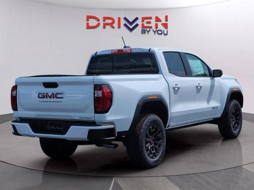 Summit White 2026 GMC Canyon Elevation