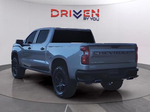 Sterling Gray Metallic 2023 Chevrolet Silverado 1500 Custom Trail Boss