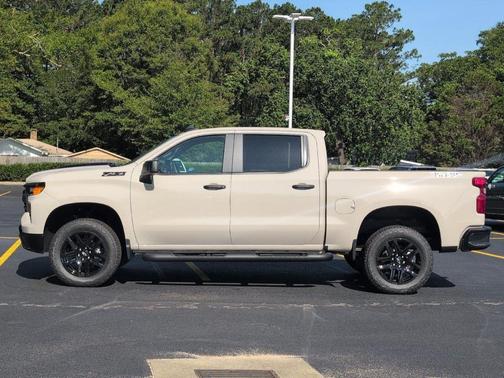 White Sand 2026 Chevrolet Silverado 1500 Custom Trail Boss