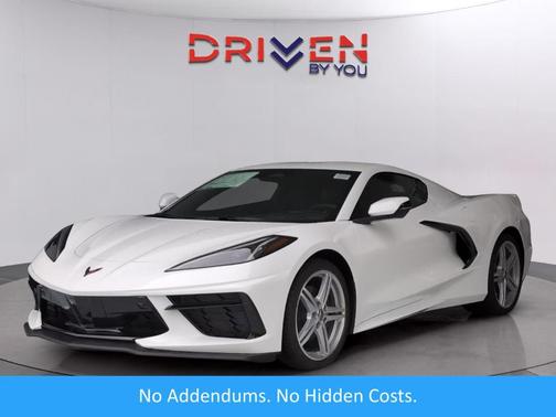 Arctic White 2026 Chevrolet Corvette Stingray w/2LT