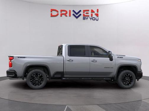 Sterling Gray Metallic 2026 Chevrolet Silverado 2500 LT