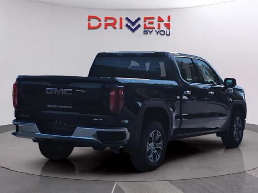 Onyx Black 2024 GMC Sierra 1500 SLT