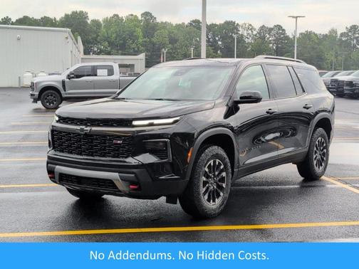 Mosaic Black Metallic 2026 Chevrolet Traverse Z71