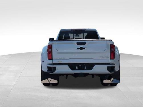 2022 Chevrolet Silverado 3500 High Country