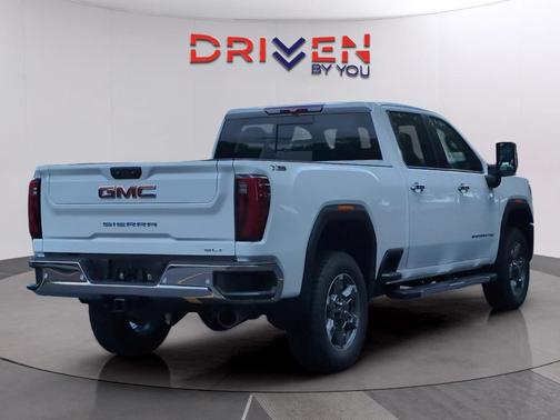 Summit White 2026 GMC Sierra 2500 SLT