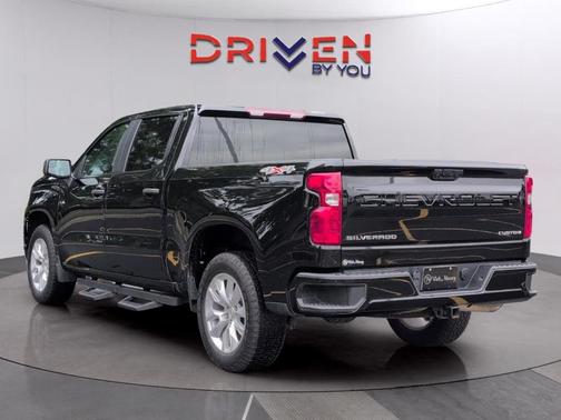 Black 2025 Chevrolet Silverado 1500 Custom