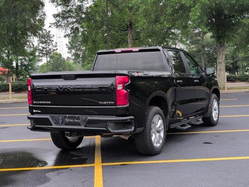 Black 2025 Chevrolet Silverado 1500 Custom