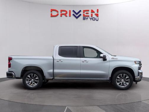 Silver Ice Metallic 2022 Chevrolet Silverado 1500 Limited LT