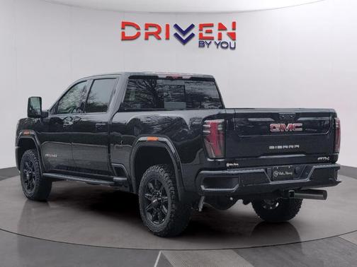 2026 GMC Sierra 2500 AT4