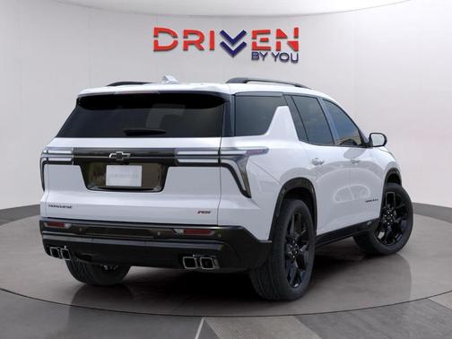 Polar White 2026 Chevrolet Traverse RS