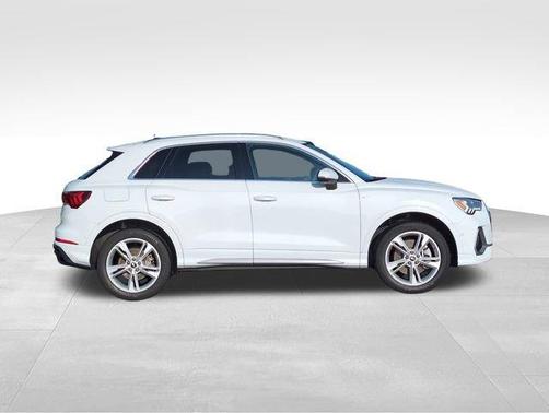2021 Audi Q3 45 S line Premium Plus