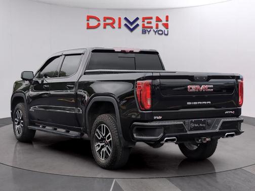 Onyx Black 2023 GMC Sierra 1500 AT4