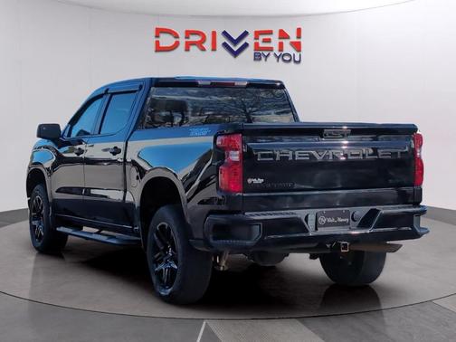 2023 Chevrolet Silverado 1500 Custom Trail Boss