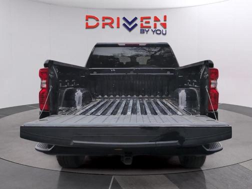 2023 Chevrolet Silverado 1500 Custom Trail Boss