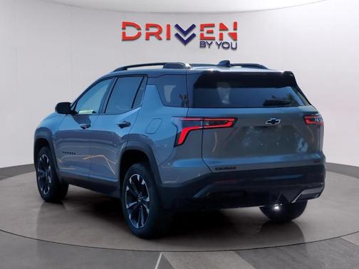 Sterling Gray Metallic 2026 Chevrolet Equinox RS