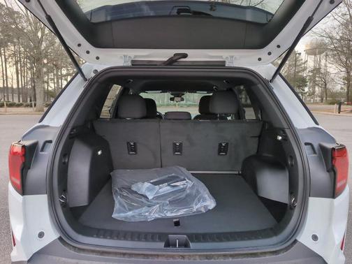 Summit White 2026 GMC Terrain FWD Elevation