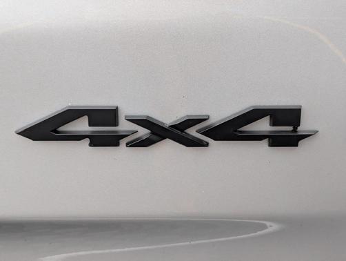 Silver Zynith 2027 RAM 1500 Big Horn