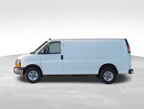 2023 GMC Savana 2500 Work Van