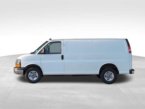 2023 GMC Savana 2500 Work Van