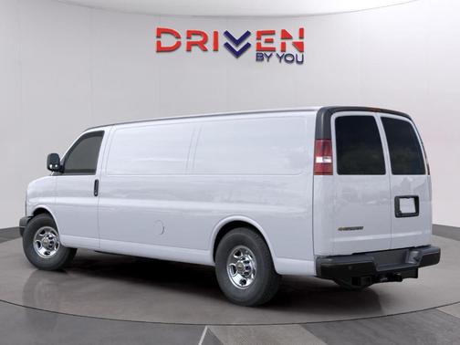 2025 Chevrolet Express 2500 Work Van