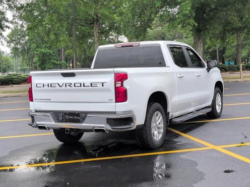 Summit White 2019 Chevrolet Silverado 1500 LT
