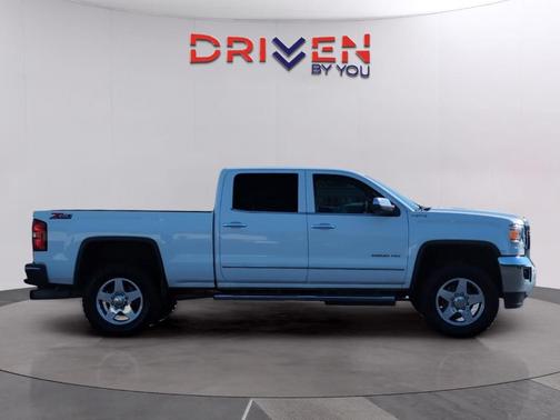 Summit White 2015 GMC Sierra 2500 SLT