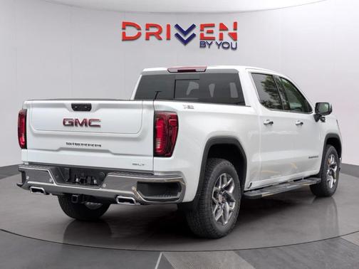 Summit White 2026 GMC Sierra 1500 SLT