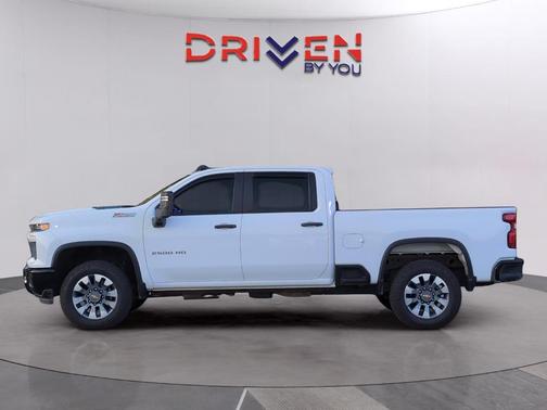 2024 Chevrolet Silverado 2500 Custom