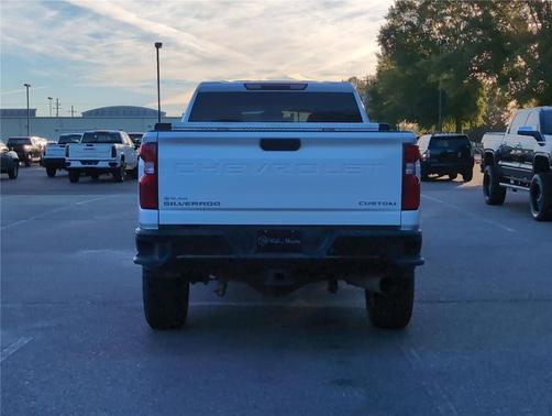 2024 Chevrolet Silverado 2500 Custom